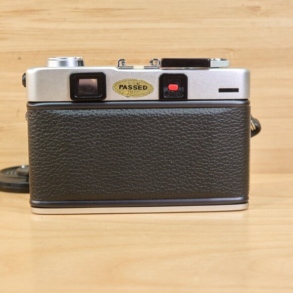 Vintage Minolta Hi-Matic F 35mm Rangefinder Film Camera, Rokkor 38mm f2.7 Lens - Picture 6 of 9